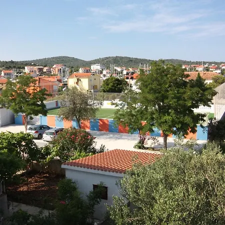 Apartments With Parking Space Jezera, Murter - 5109